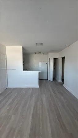 $1,650 | 1070 Northeast 80th Street, Unit 1, Miami, FL 33138
