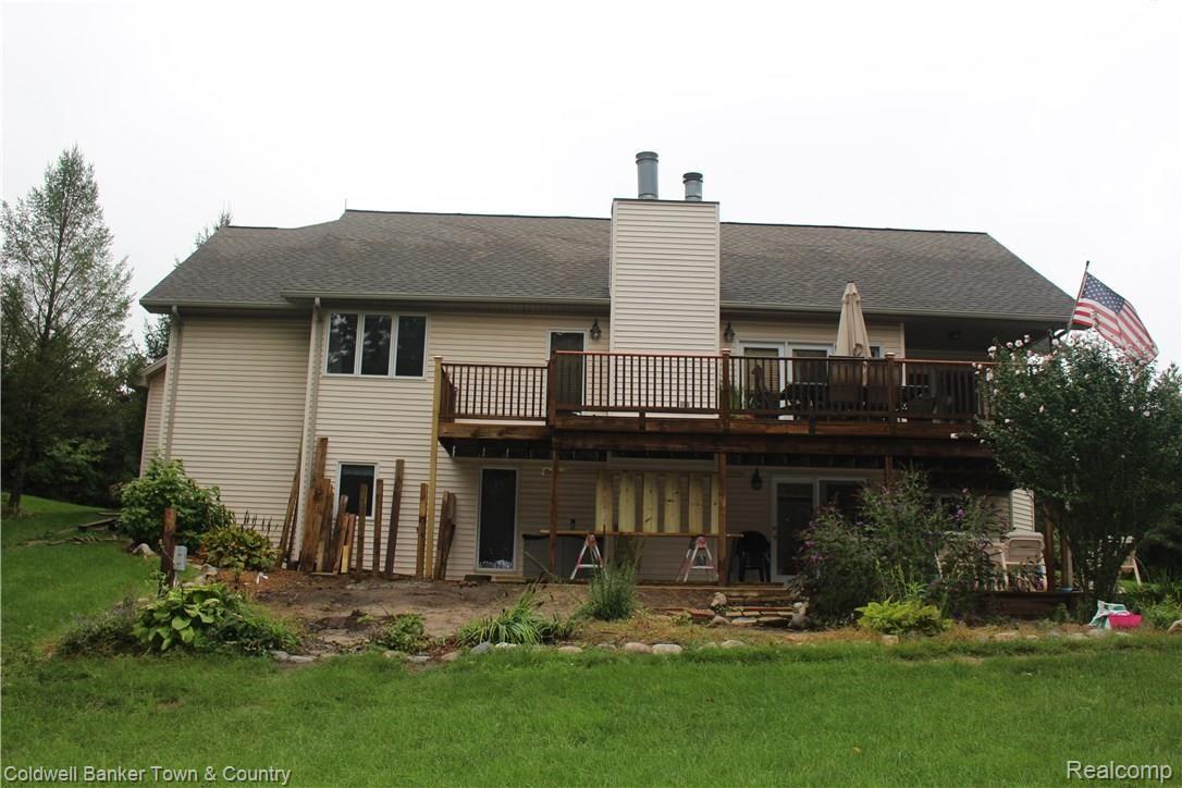 6891 Crofoot Road Fowlerville, MI 48836 - Photo 12 of 78 2016-09-10 Tree (12).JPG