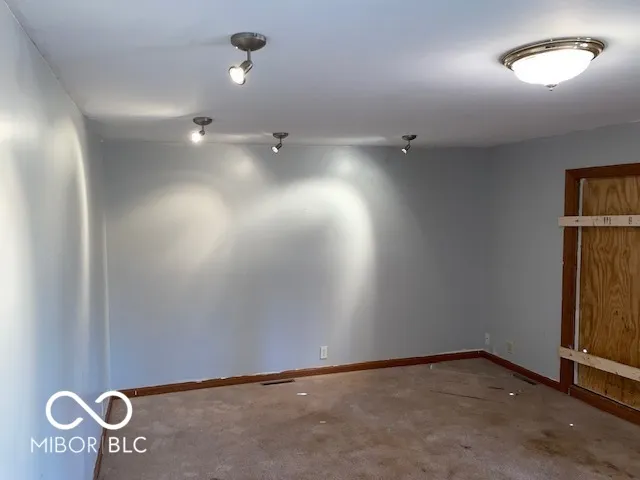 $195,000 | 10242 East County Road 650 North, Brownsburg, IN 46112