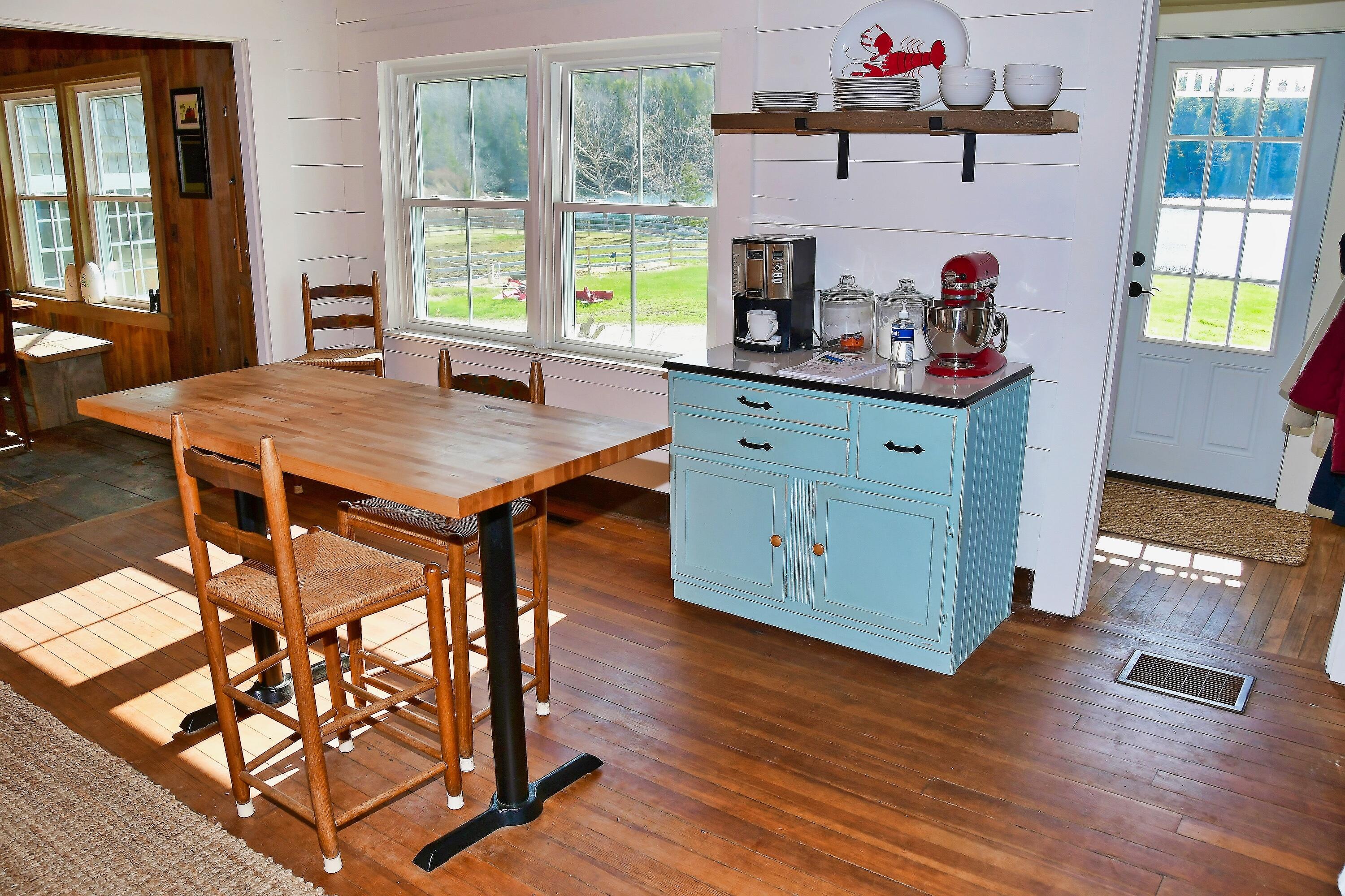 144 Byards Point Road Sargentville, ME 04673 - Photo 9 of 31 adm_144ByardsPoint_2023_022