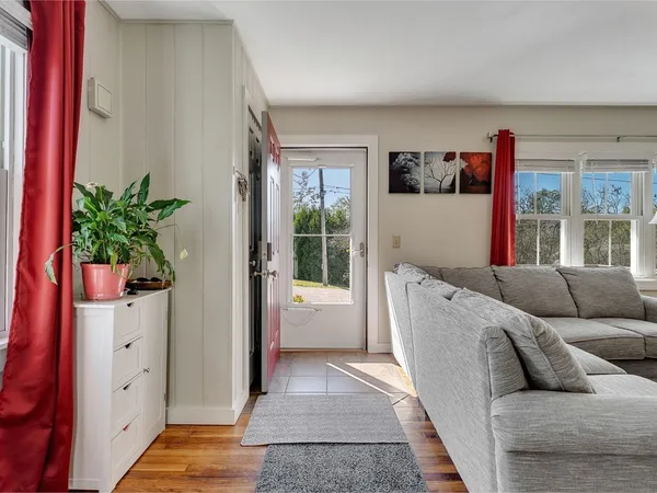 $320,000 | 5 Duane Court, Middlebury, VT 05753