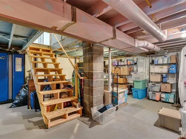 $320,000 | 5 Duane Court, Middlebury, VT 05753