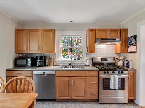 $320,000 | 5 Duane Court, Middlebury, VT 05753