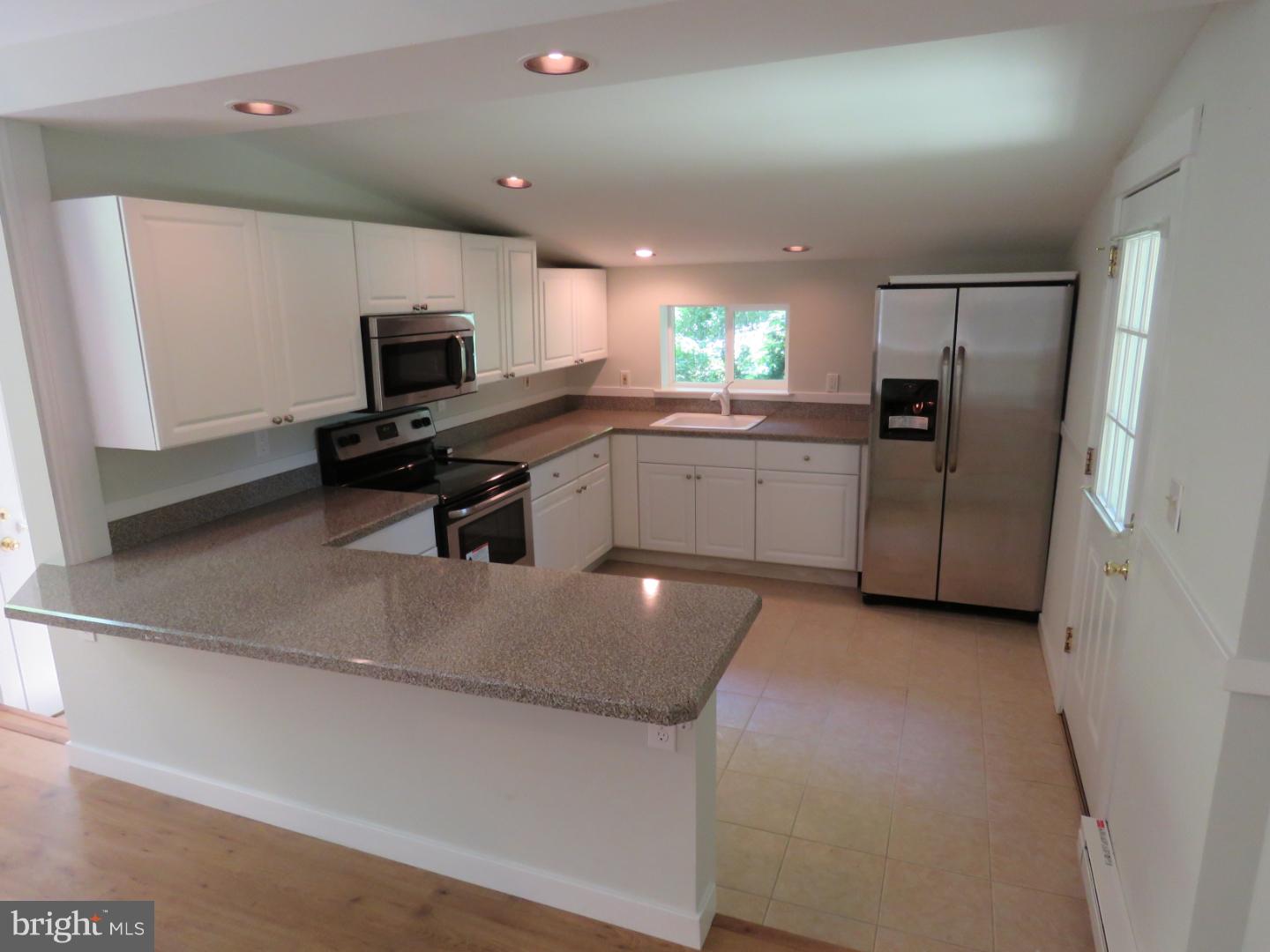 1140 Woodside Road Washington Crossing, PA 18977 - Photo 4 of 14