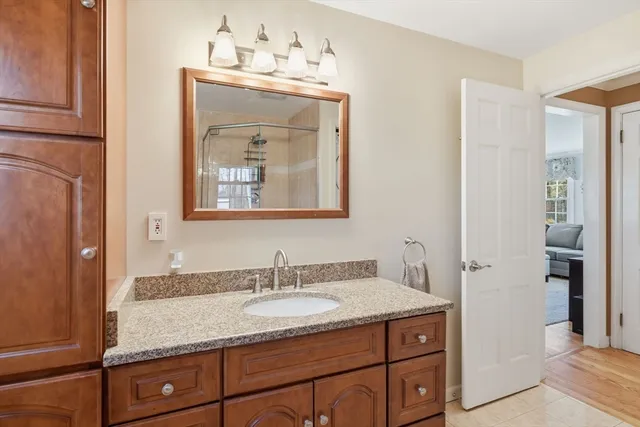 $529,900 | 283 Forest Glen, West Springfield, MA 01089