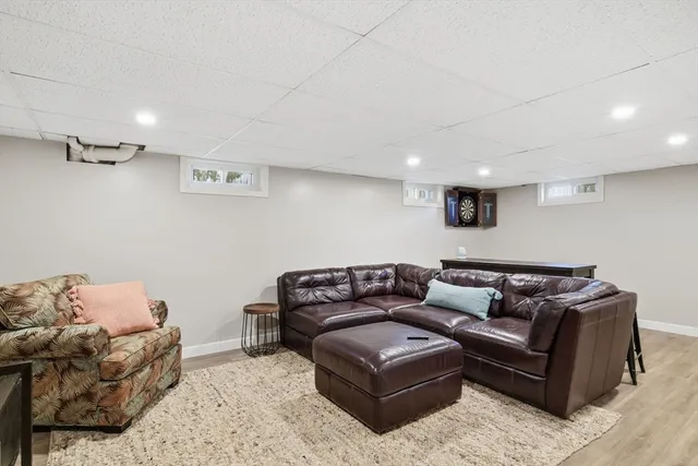 $529,900 | 283 Forest Glen, West Springfield, MA 01089