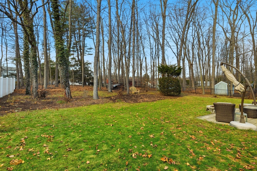 283 Forest Glen West Springfield, MA 01089 - Photo 40 of 40 a view of a park with large trees