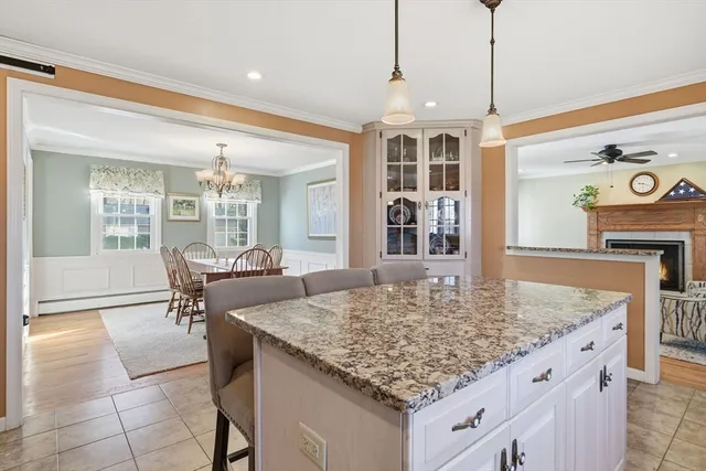 $529,900 | 283 Forest Glen, West Springfield, MA 01089