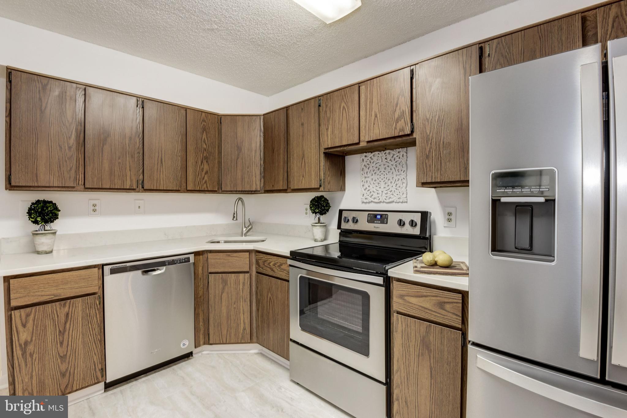 2212 Springwood Drive, Unit T5 Reston, VA 20191 - Photo 14 of 40 2212 SPRINGWOOD DR #T5, RESTON, VA