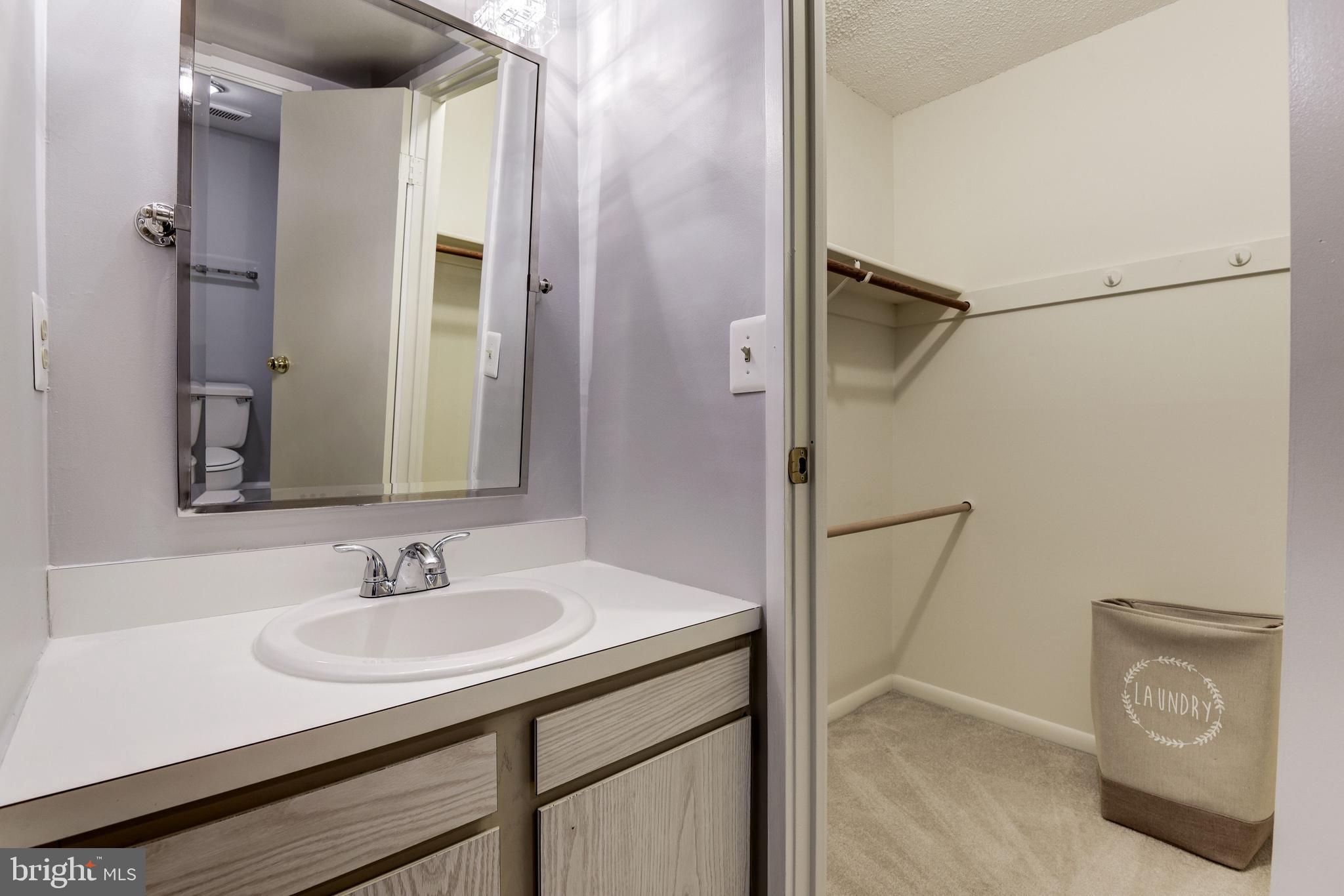 2212 Springwood Drive, Unit T5 Reston, VA 20191 - Photo 29 of 40 2212 SPRINGWOOD DR #T5, RESTON, VA