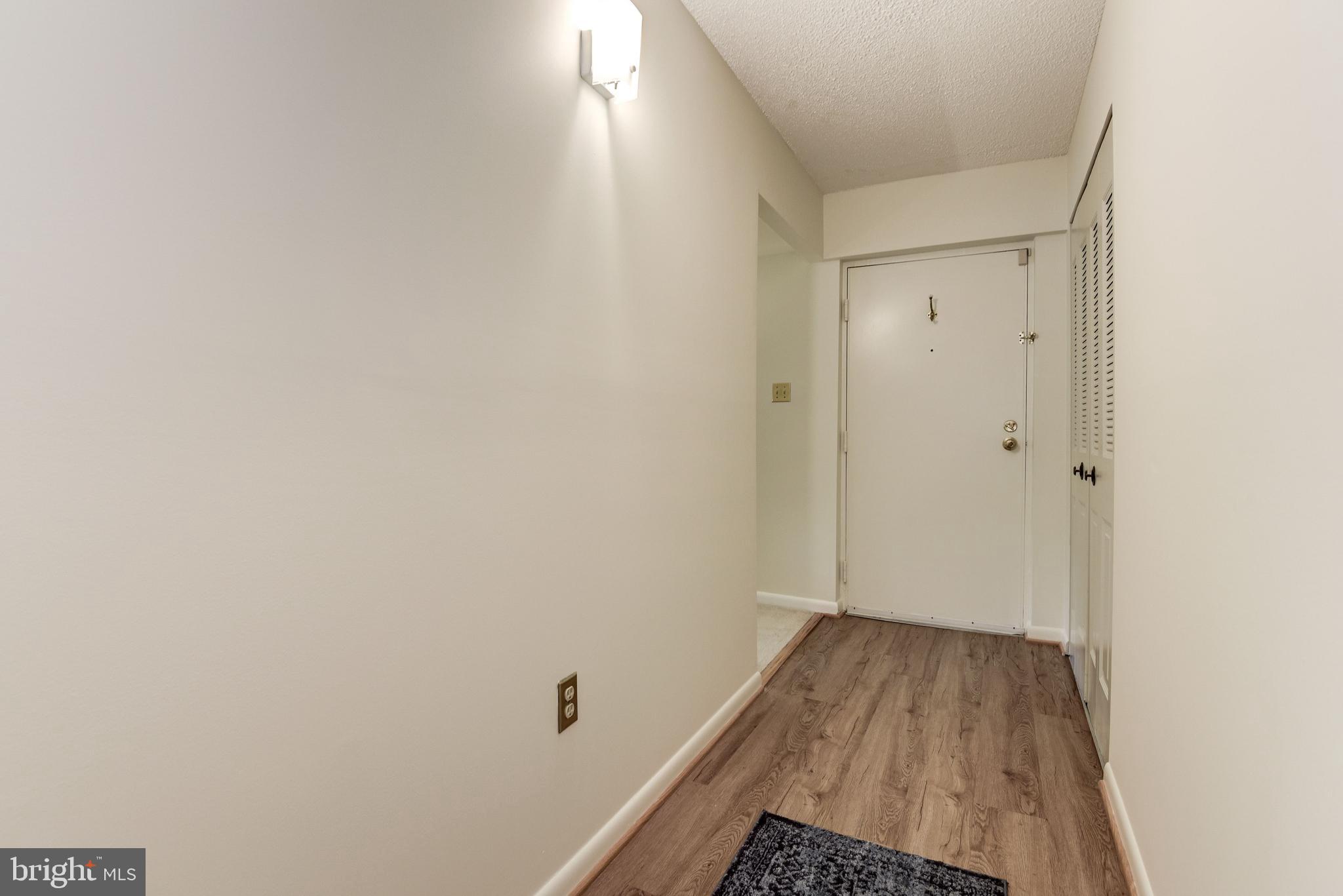 2212 Springwood Drive, Unit T5 Reston, VA 20191 - Photo 5 of 40 2212 SPRINGWOOD DR #T5, RESTON, VA