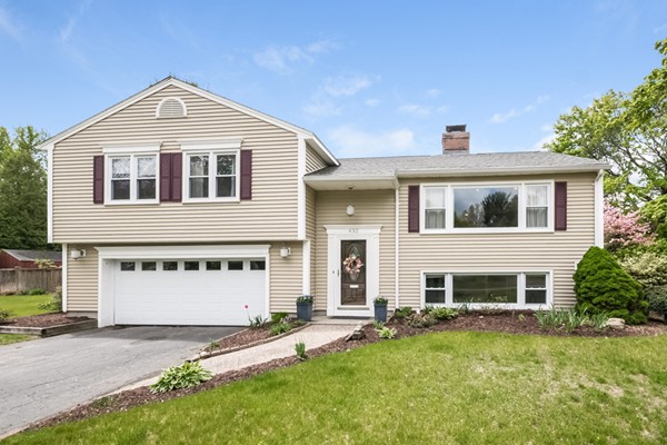 432 Frank Smith Road Longmeadow, MA 01106 - Photo 1 of 30 Gallery Image 1