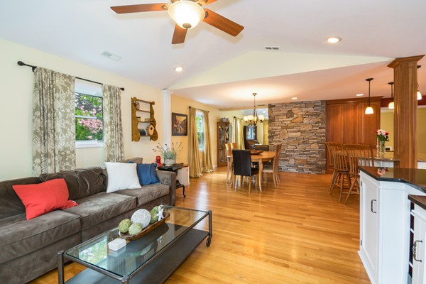 432 Frank Smith Road Longmeadow, MA 01106 - Photo 9 of 30 Gallery Image 9