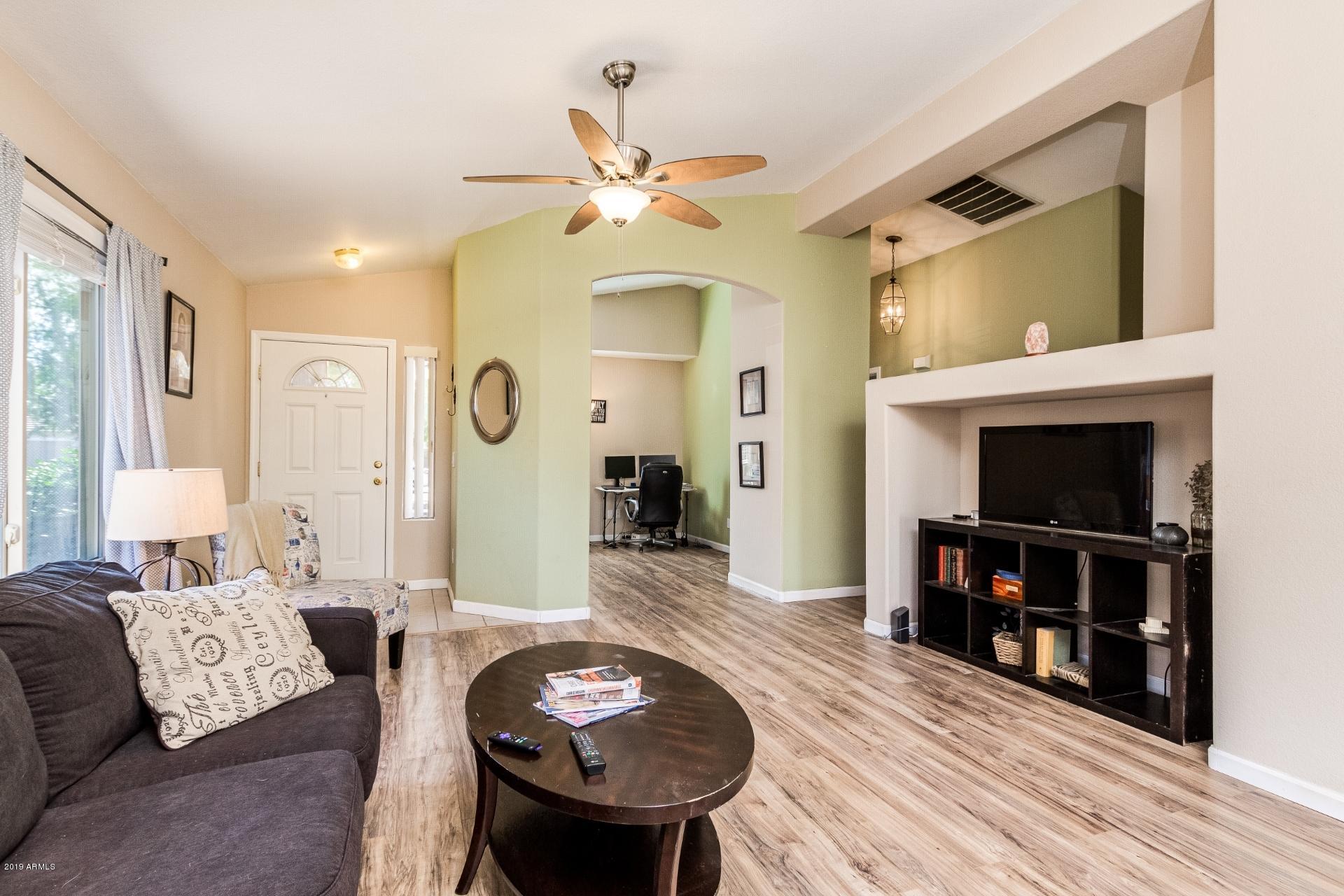 15042 West Redfield Road Surprise, AZ 85379 - Photo 12 of 22 0012-Redfield (11)