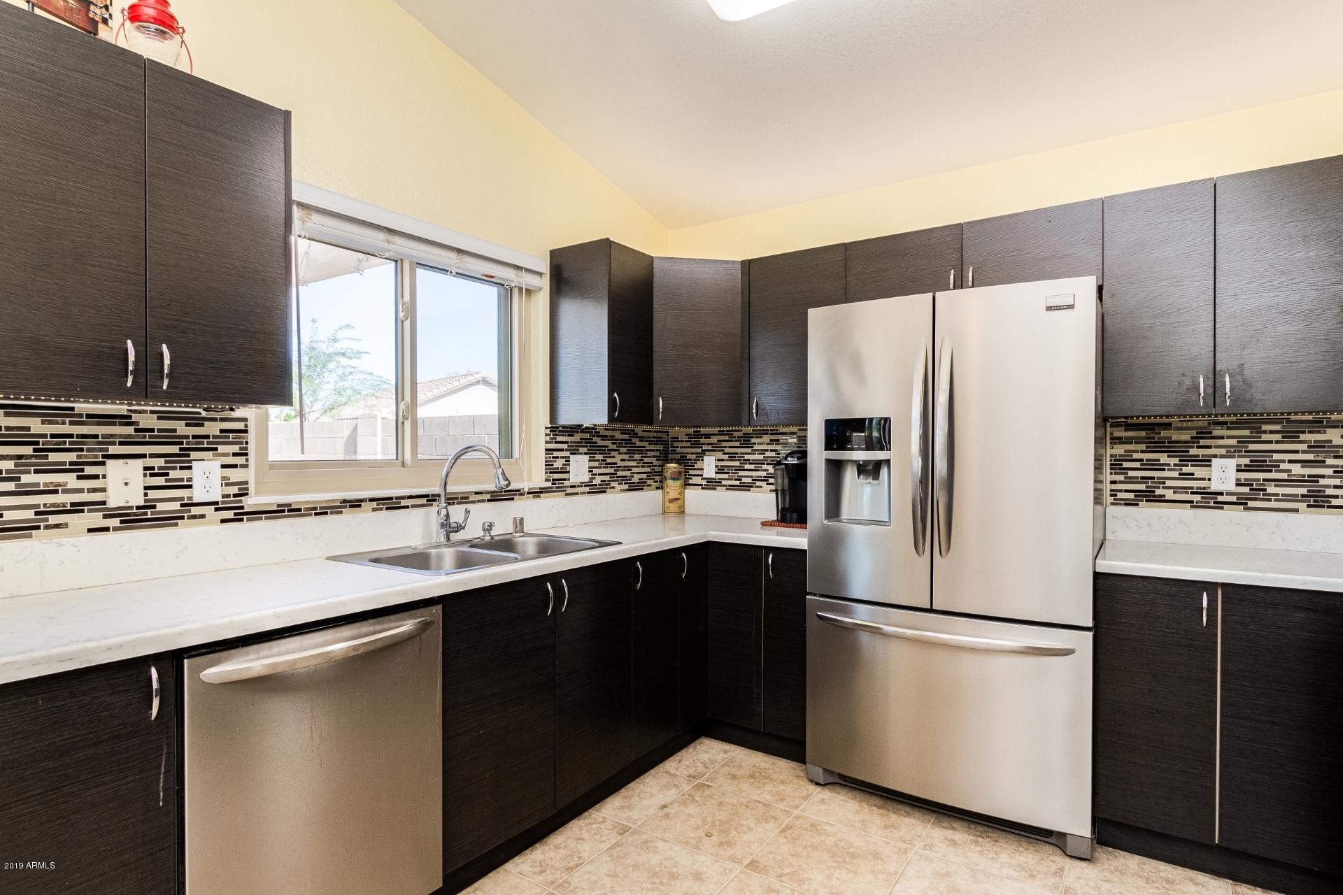 15042 West Redfield Road Surprise, AZ 85379 - Photo 13 of 22 0013-Redfield (13)