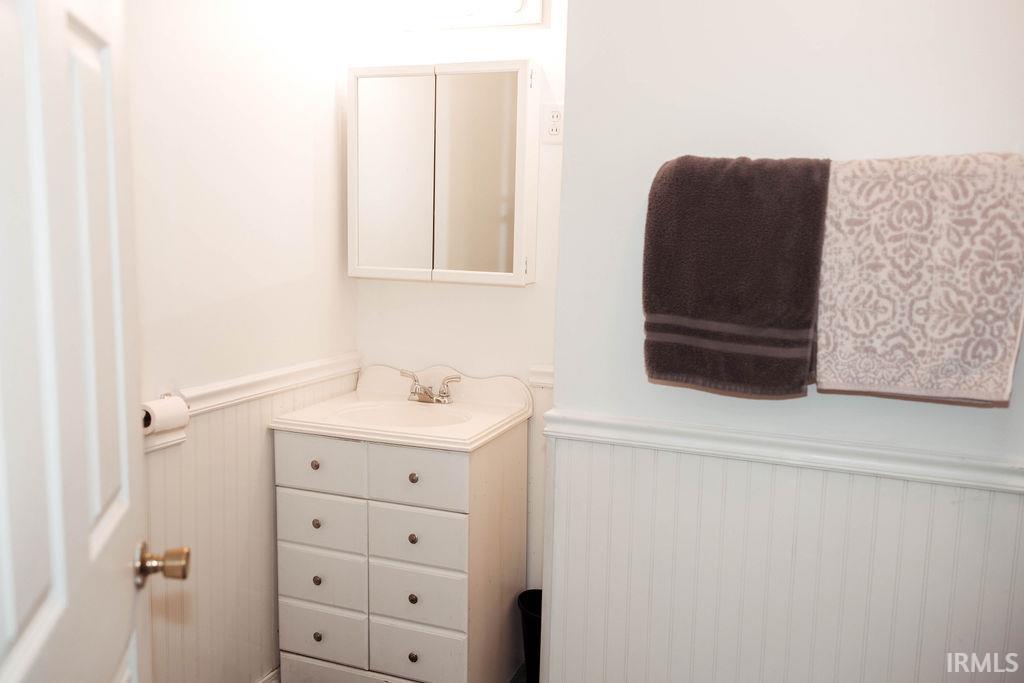 7215 West Dinsmore Road Bloomington, IN 47403 - Photo 15 of 23 Gallery Image 15