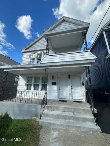 $1,400 | 623 Seneca Street, Schenectady, NY 12308