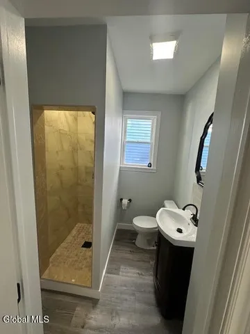 $1,400 | 623 Seneca Street, Schenectady, NY 12308