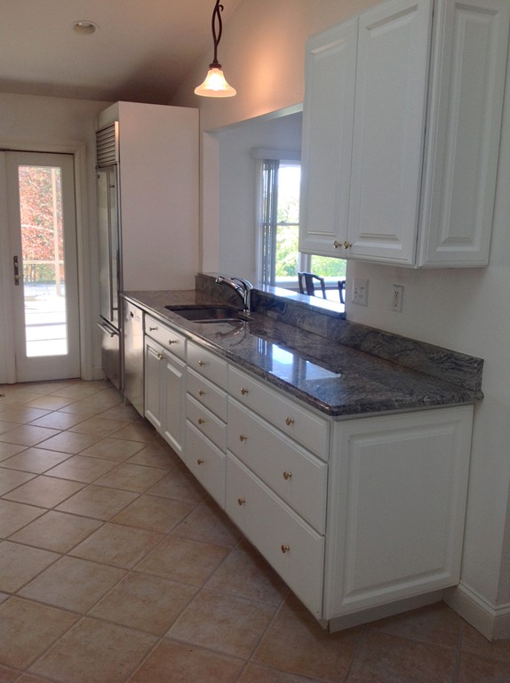 45 Sunset Road Bristol, RI 02809 - Photo 6 of 13