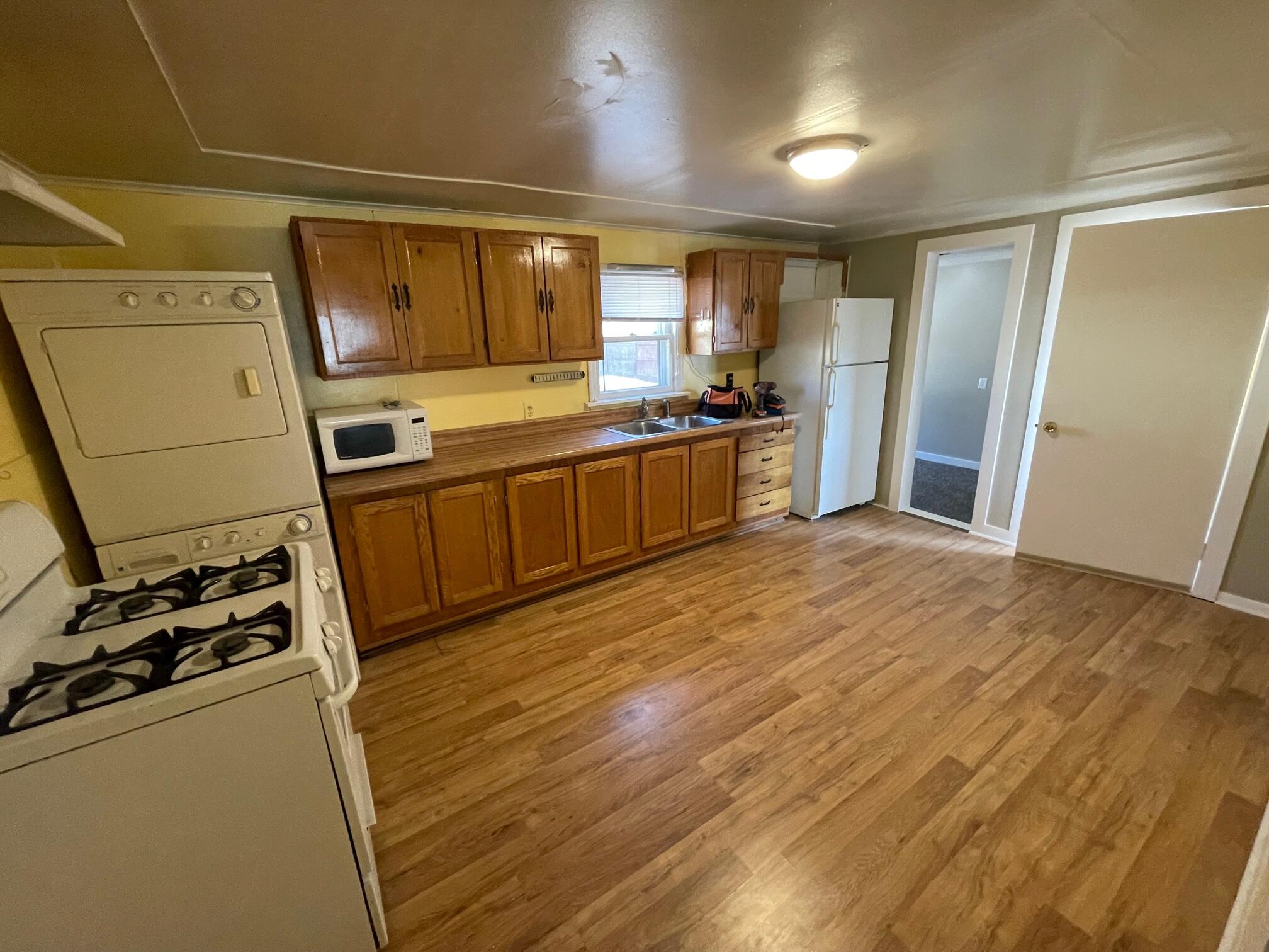 2128 South Mill Iron Road Muskegon, MI 49442 - Photo 5 of 9 IMG_2362