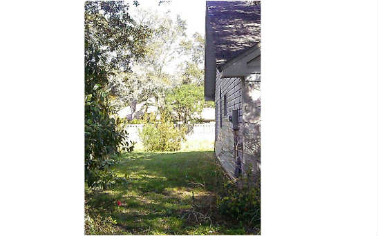 2328 Inverness Road Fernandina Beach, FL 32034 - Photo 10 of 19 Gallery Image 10