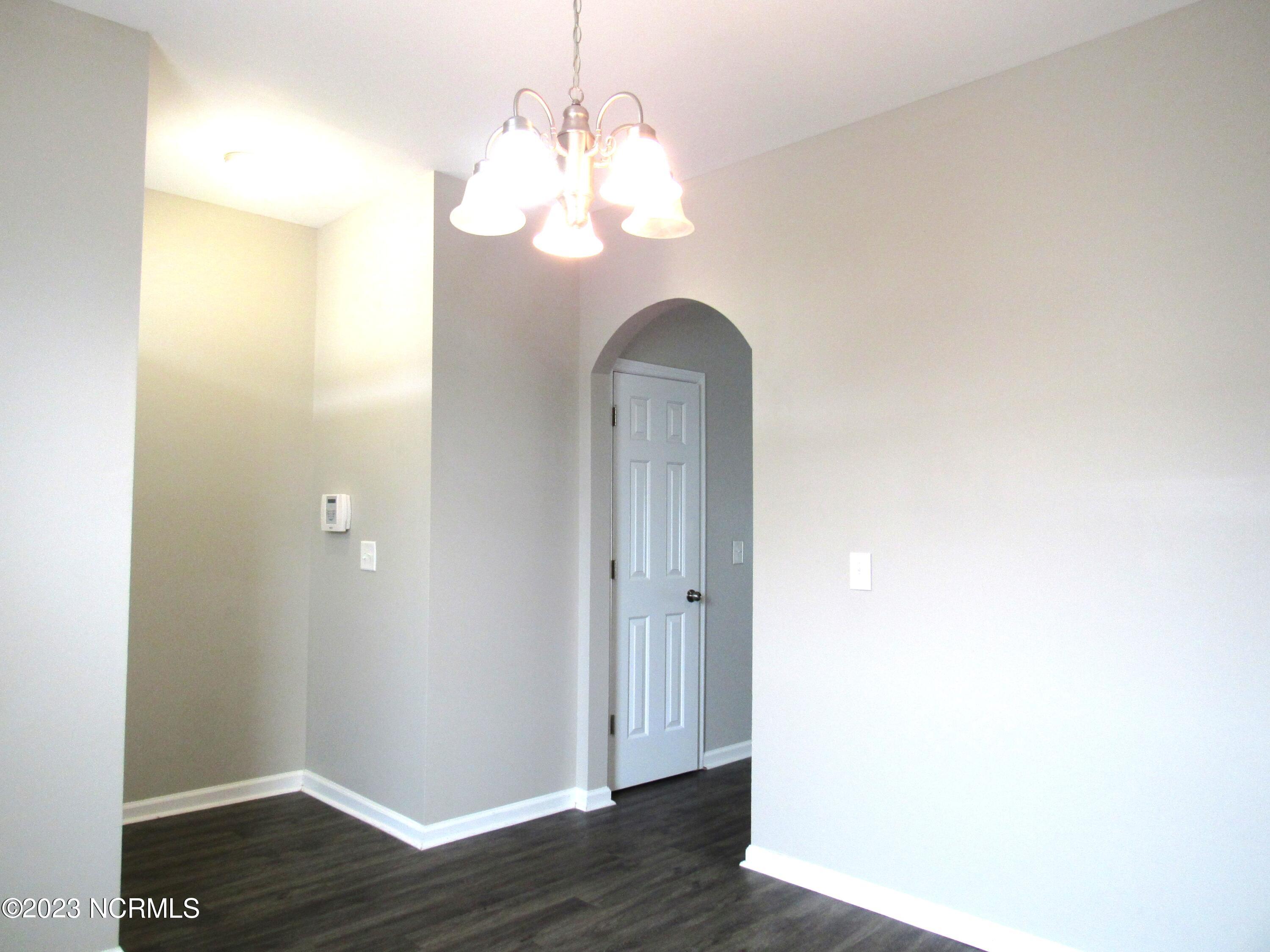 266 Caldwell Loop Jacksonville, NC 28546 - Photo 3 of 23 Dining room 2