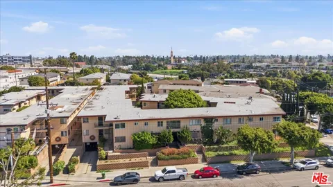 $415,000 | 410 North Market Street, Unit 3, Inglewood, CA 90302