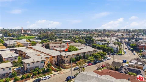 $415,000 | 410 North Market Street, Unit 3, Inglewood, CA 90302