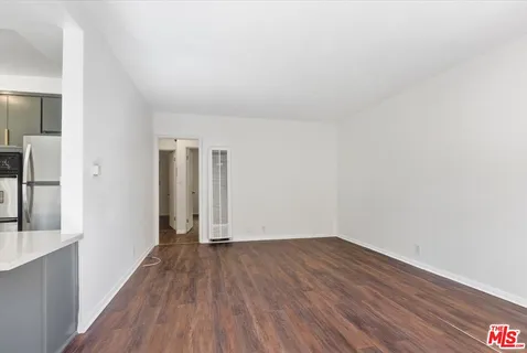 $415,000 | 410 North Market Street, Unit 3, Inglewood, CA 90302