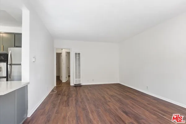 $415,000 | 410 North Market Street, Unit 3, Inglewood, CA 90302