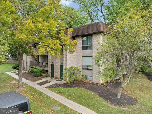$214,900 | 856 Putnam Boulevard, Unit 67A, Wallingford, PA 19086