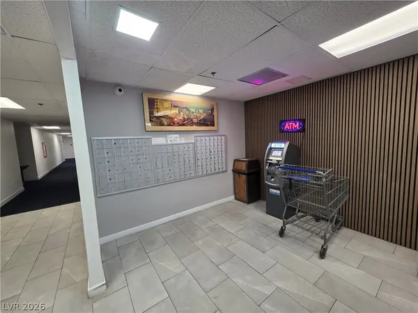 $1,350 | 3930 South University Center Drive, Unit 901, Las Vegas, NV 89119