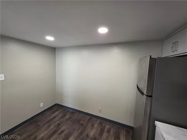 $1,350 | 3930 South University Center Drive, Unit 901, Las Vegas, NV 89119