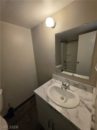 $1,350 | 3930 South University Center Drive, Unit 901, Las Vegas, NV 89119