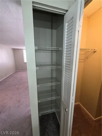 $1,350 | 3930 South University Center Drive, Unit 901, Las Vegas, NV 89119