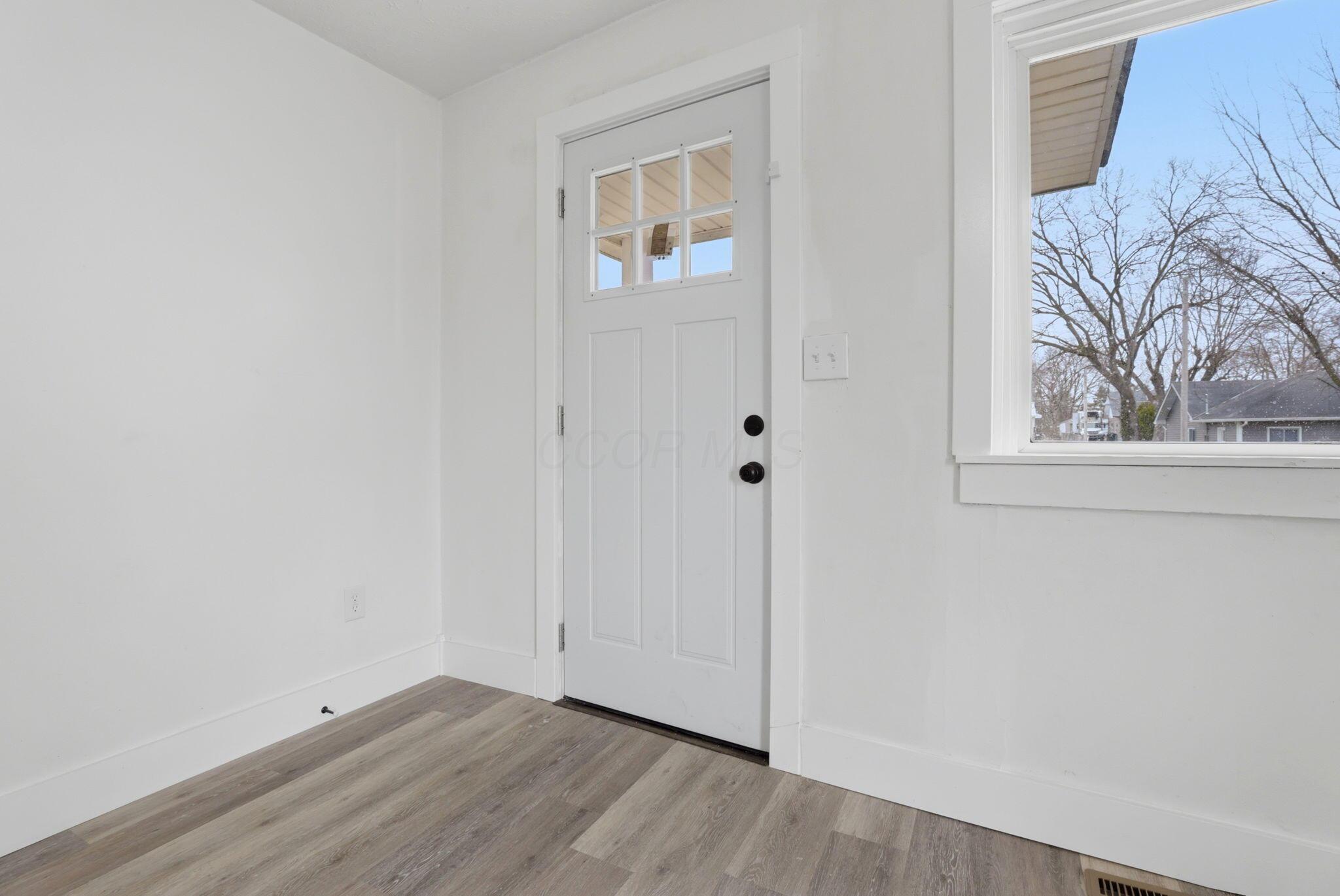 1127 Rumsey Road Columbus, OH 43207 - Photo 7 of 33