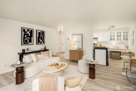 $595,000 | 6225 Lake Washington Boulevard Northeast, Unit 208, Kirkland, WA 98033