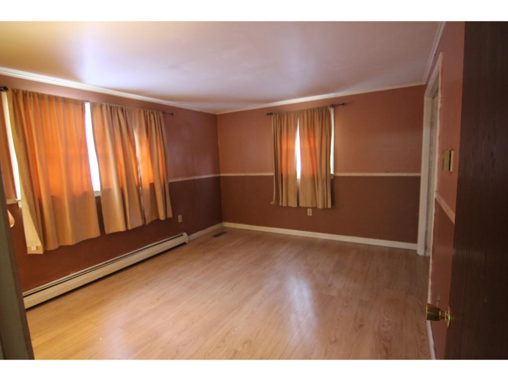 250 High Range Road Londonderry, NH 03053 - Photo 7 of 17