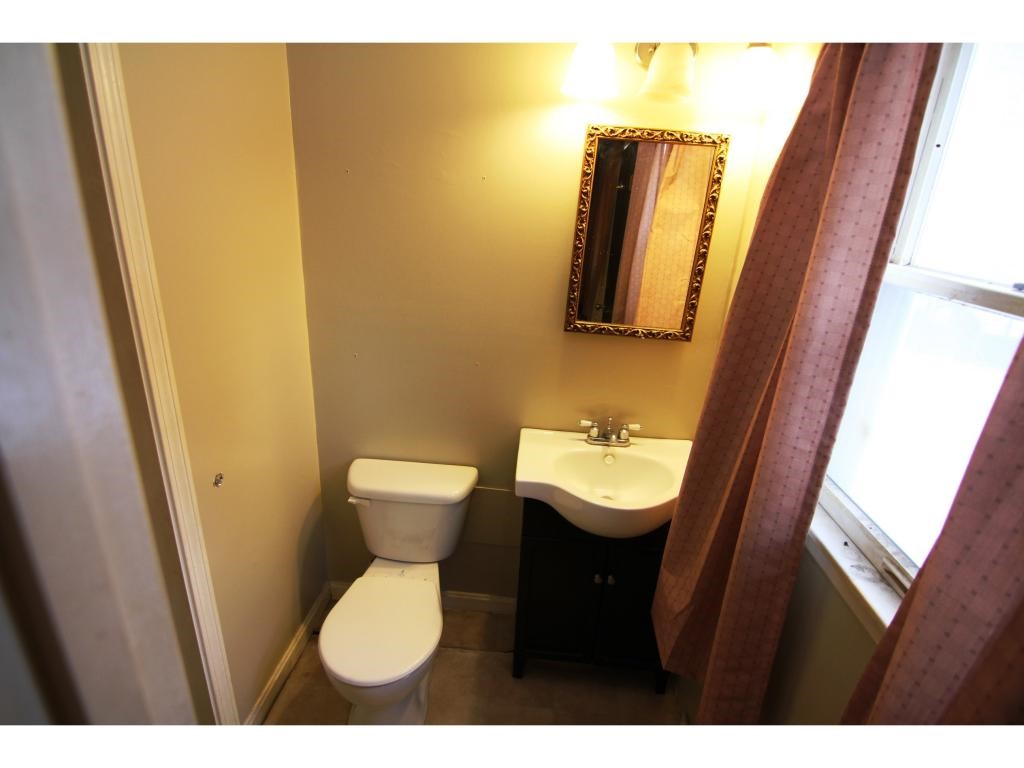 250 High Range Road Londonderry, NH 03053 - Photo 8 of 17