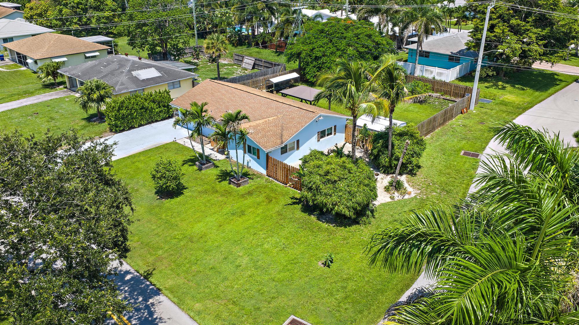 1 Windsor Road West Jupiter, FL 33469 - Photo 17 of 29 Aerial View