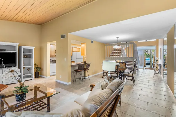 $4,500 | 229 Old Meadow Way, Palm Beach Gardens, FL 33418