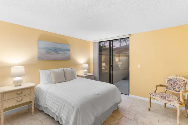 $4,500 | 229 Old Meadow Way, Palm Beach Gardens, FL 33418