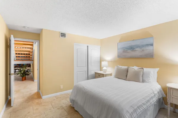 $4,500 | 229 Old Meadow Way, Palm Beach Gardens, FL 33418