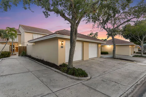 $4,500 | 229 Old Meadow Way, Palm Beach Gardens, FL 33418