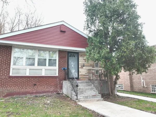 $225,000 | 210 Calumet Boulevard, Harvey, IL 60426