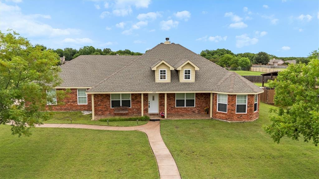 6581 Meadow Ridge Circle Nevada, TX 75173 - Photo 2 of 40