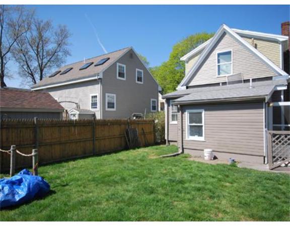 16 Woronoco Road Weymouth, MA 02191 - Photo 7 of 21 Gallery Image 7