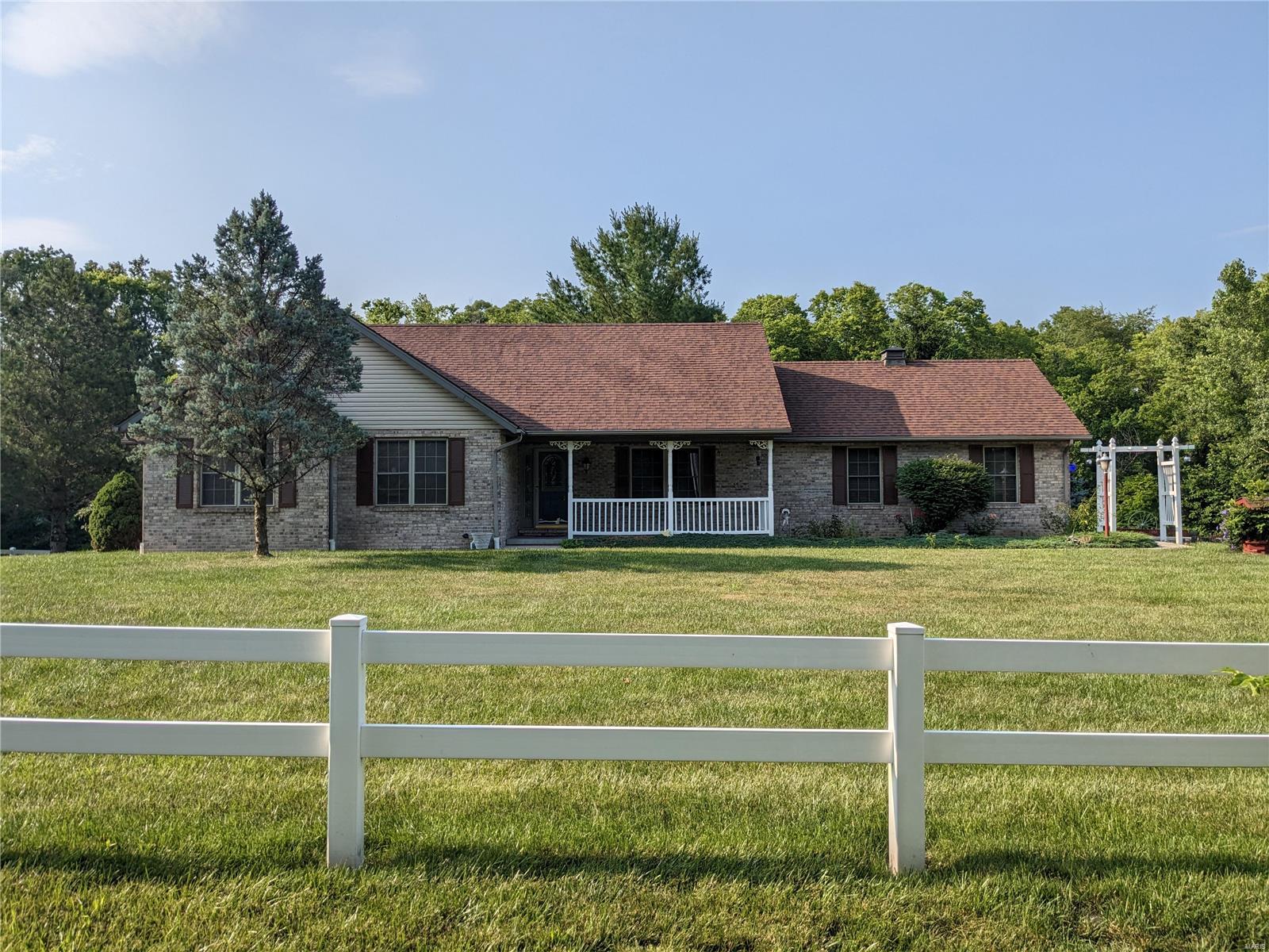 11367 Eiff Road Marissa, IL 62257 - Photo 1 of 33