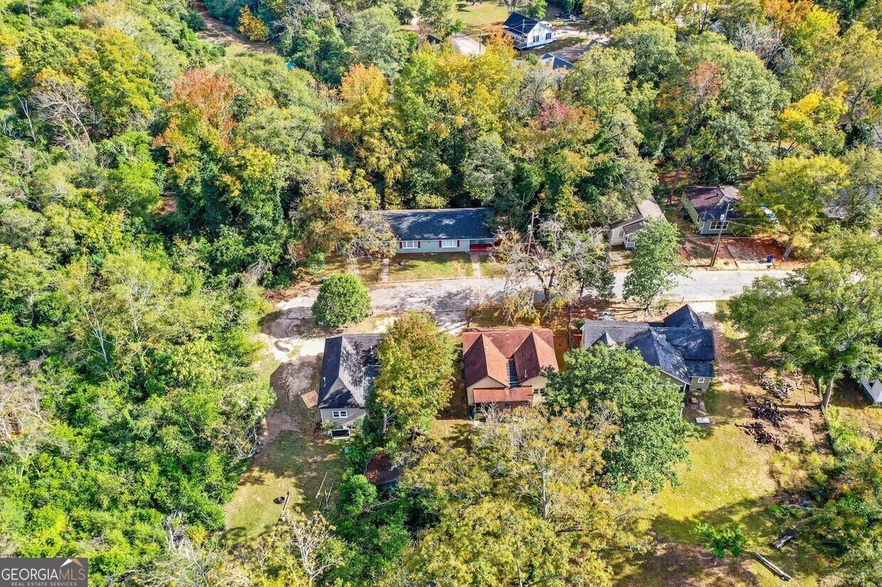 566 North 13th Street Griffin, GA 30223 - Photo 2 of 8