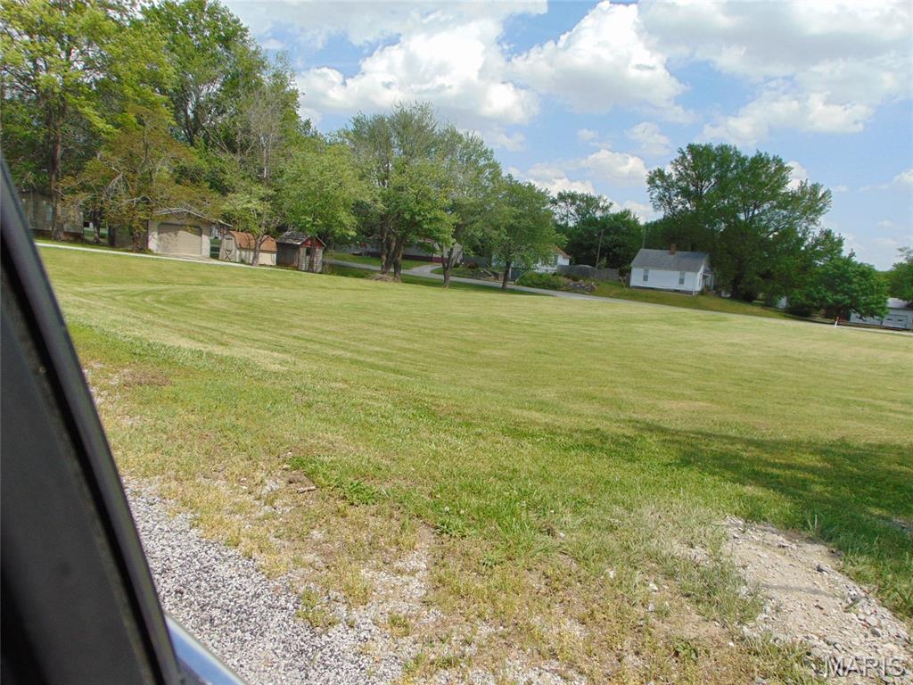 201 East Knauer Street Ava, IL 62907 - Photo 2 of 2